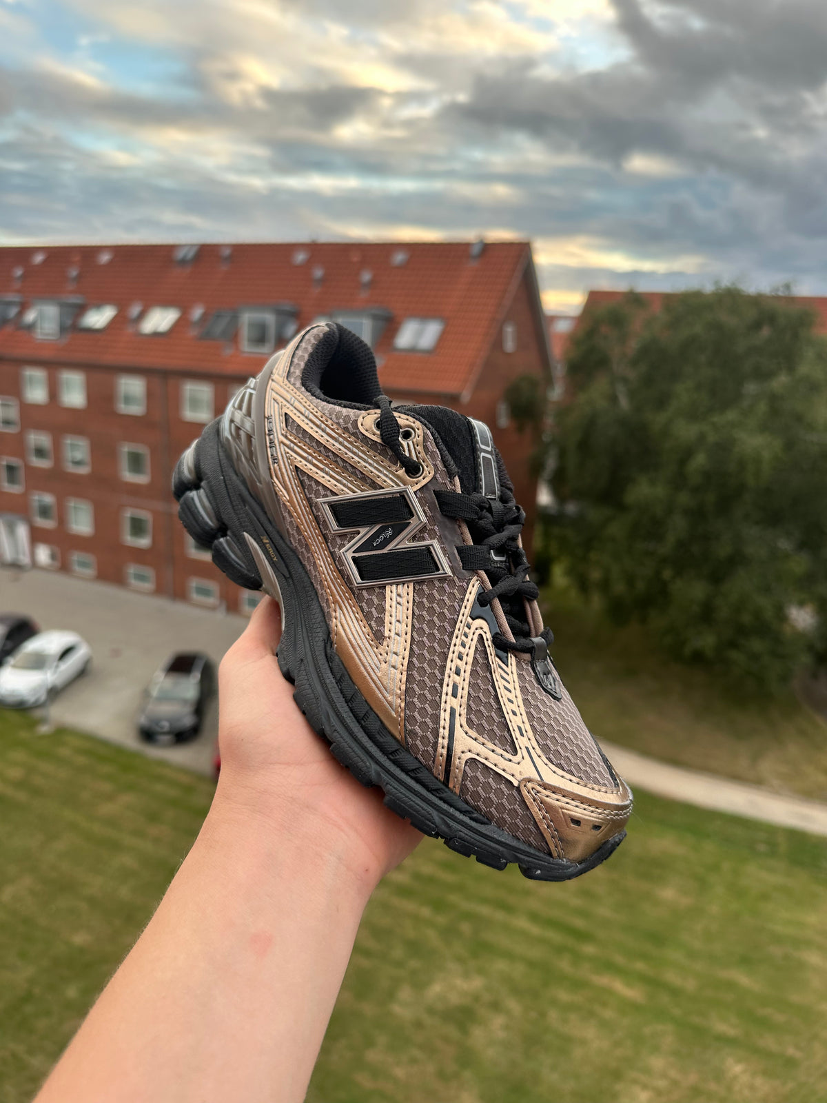 New Balance 1906R "Bronze"