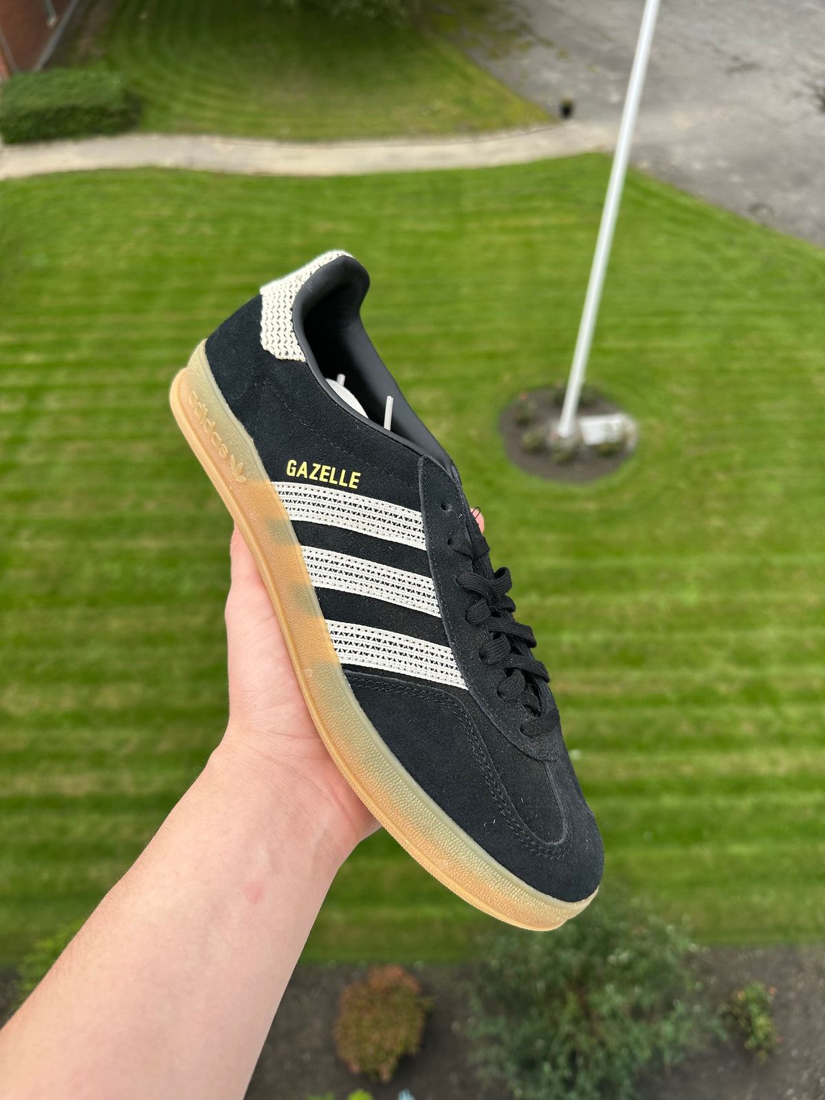 adidas Gazelle Indoor Core Black Wonder White