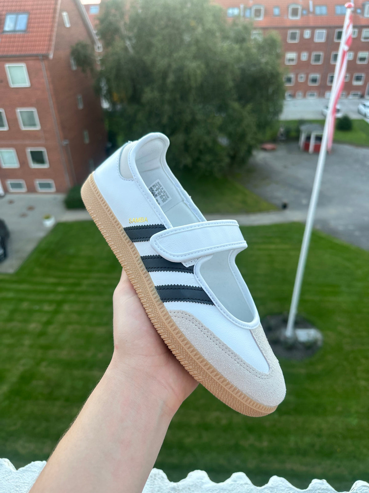 adidas Samba Jane White Black Gum